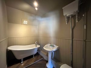 Photo 11- click for photo gallery